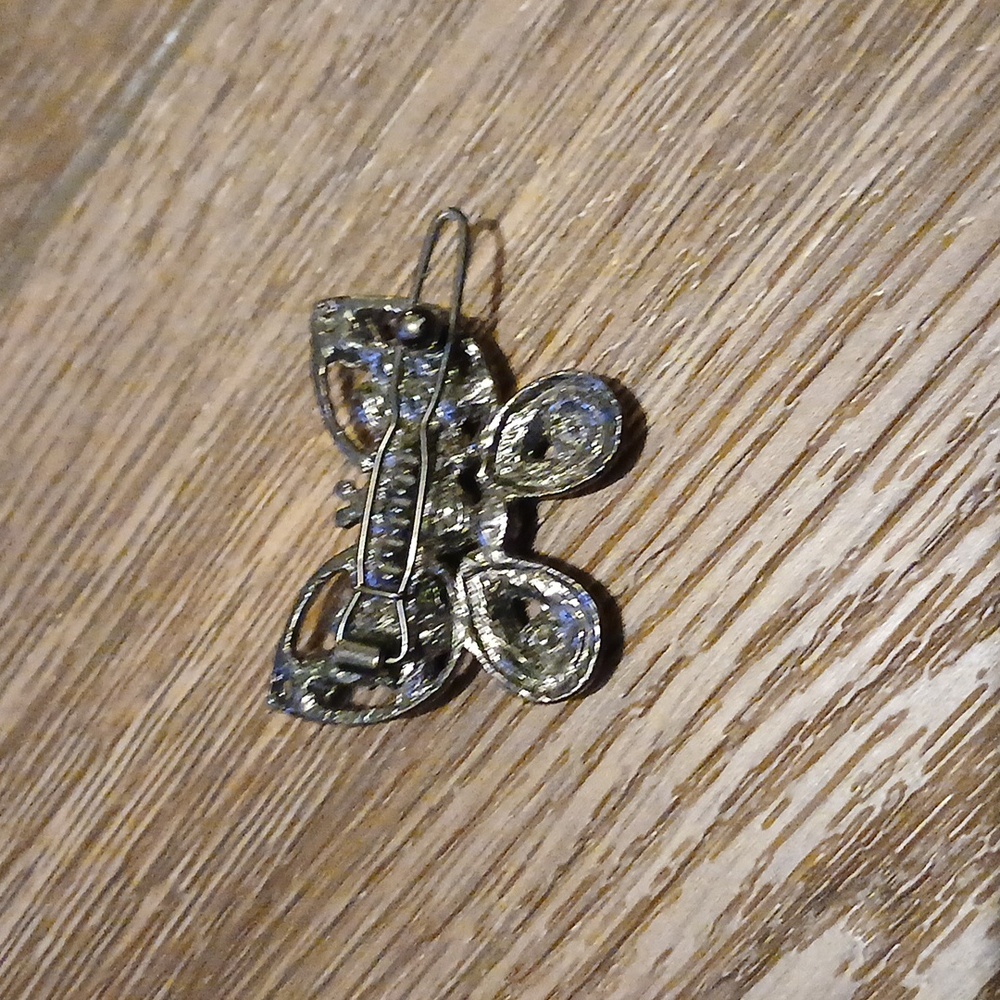Butterfly barette - Picture 2 of 4
